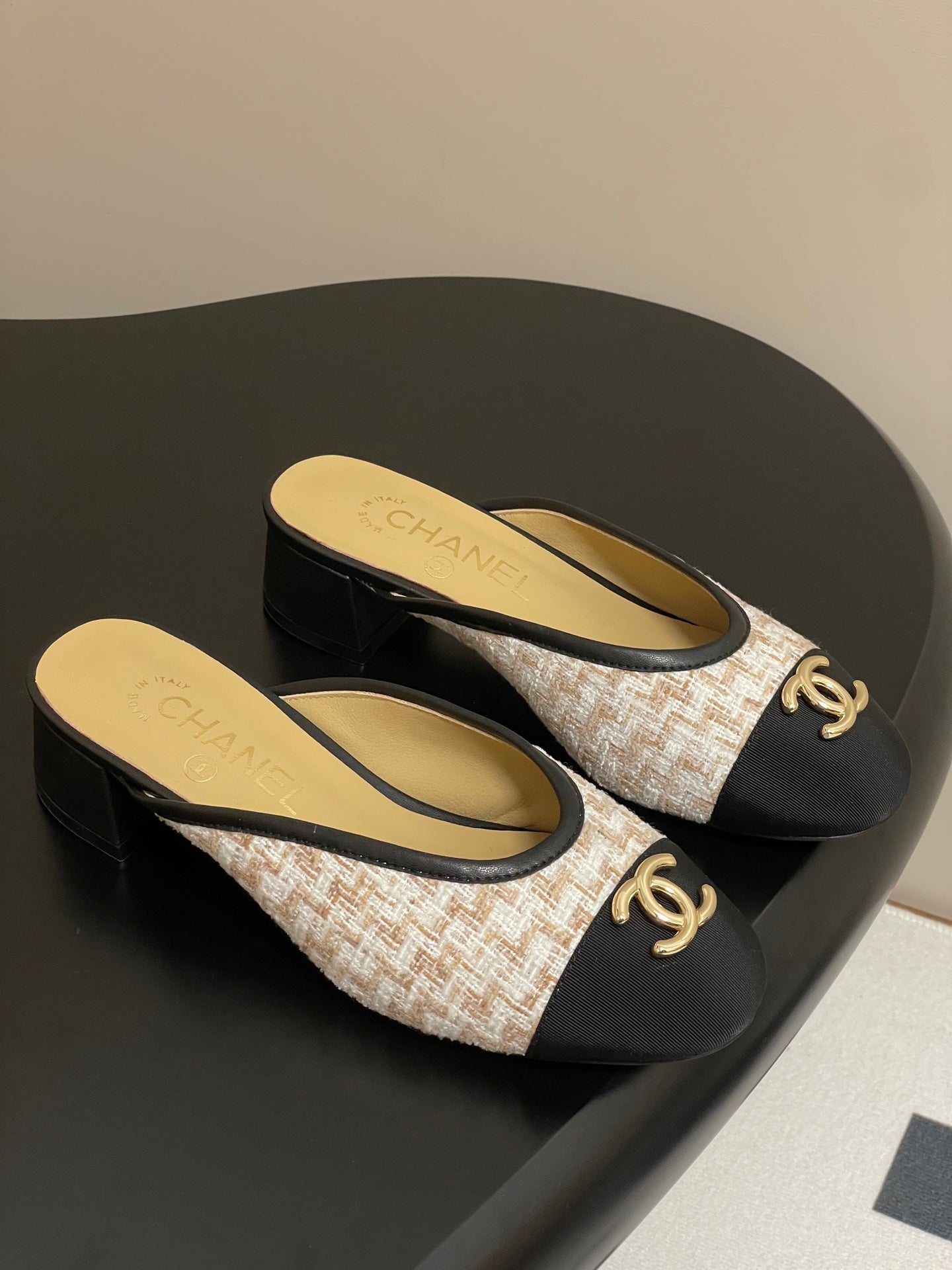 BUBBLE 30 MM IN BLACK FABRIC AND MIX COLOR TWEED