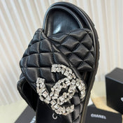 Women's slippers with two crossed straps sheepskins black