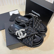 Women's slippers with two crossed straps sheepskins black