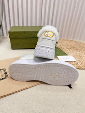 SNEAKER IN RICE WHITE CALFSKIN AND LAMB WOOL LINING