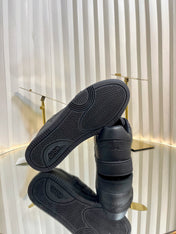 B27 LOW-TOP SNEAKER BLACK SMOOTH CALFSKIN