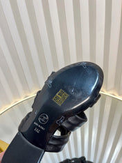 THREE STRAPS MULE IN BLACK CALFSKIN