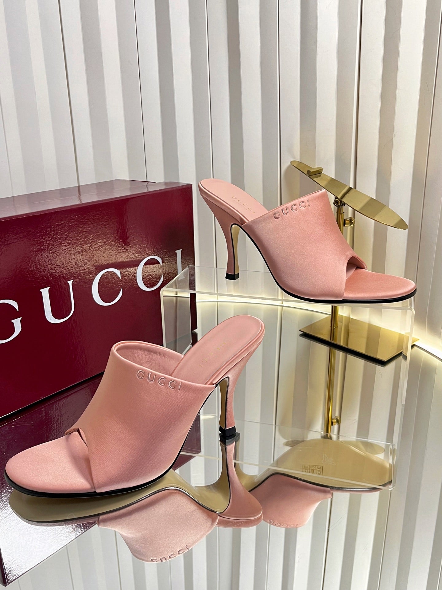 GUCCI 26S HIGH-HEELED SANDALS 100 MM IN PINK SATIN