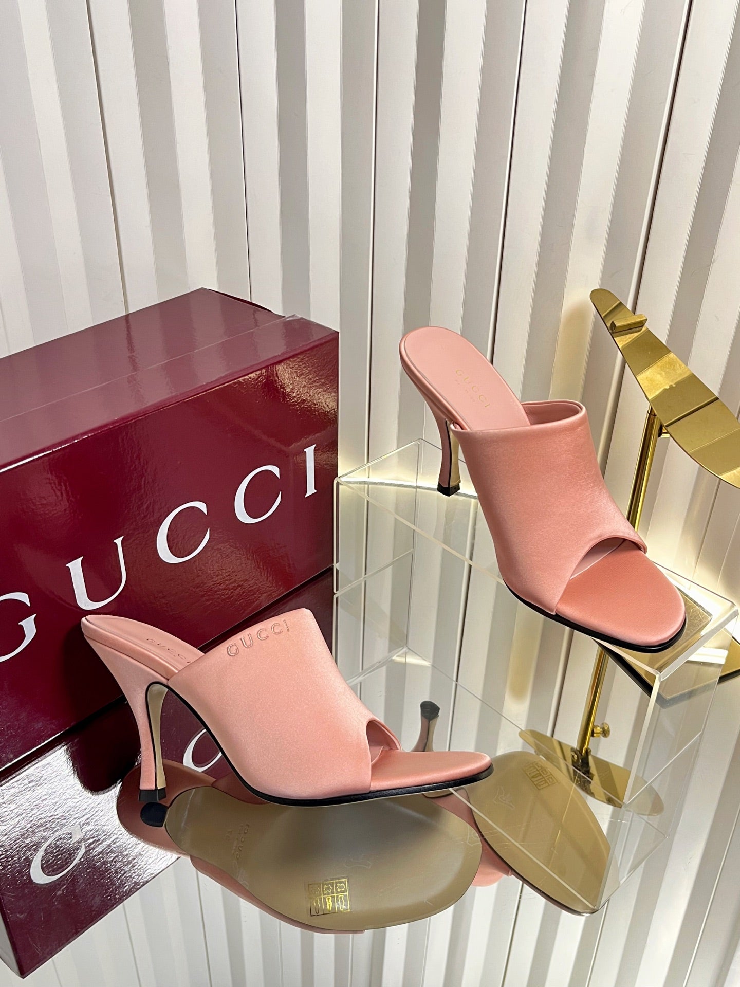 GUCCI 26S HIGH-HEELED SANDALS 100 MM IN PINK SATIN