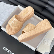 Thick Sole Slope Heel Weddge Lambskin Beige Cream