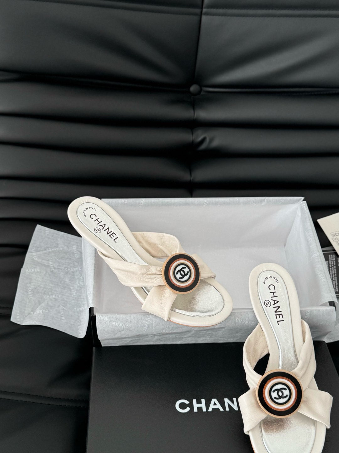 WHITE FABRIC CC SLIDE SANDALS