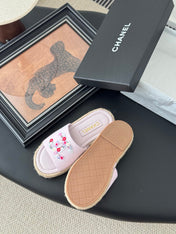 SLIPPERS IN LIGHT PINK SHEEPSKIN MIX FABRIC AND STRAPS BASE