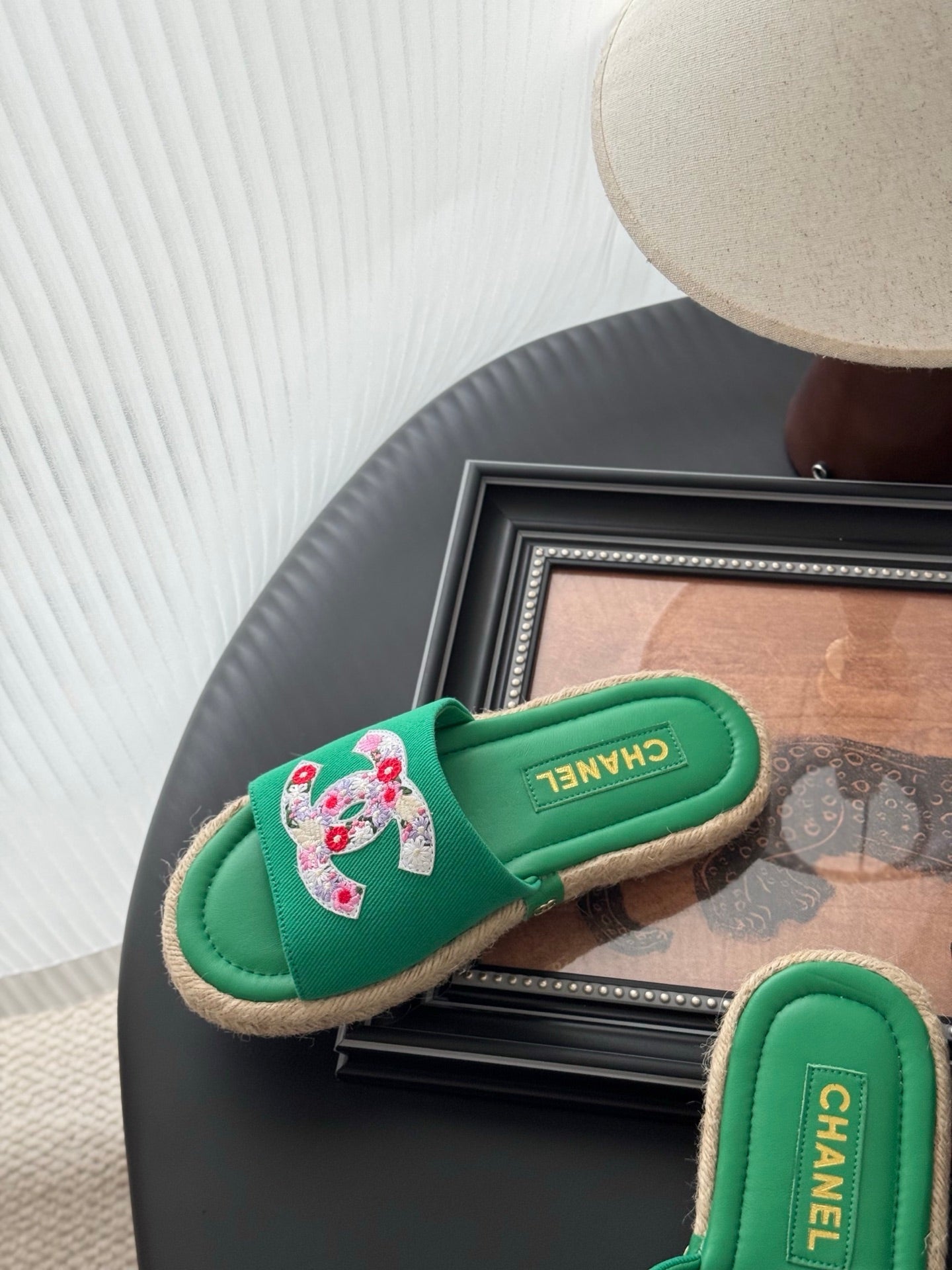 SLIPPERS IN GREEN SHEEPSKIN MIX FABRIC AND STRAPS BASE