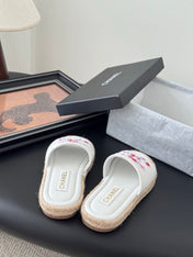 SLIPPERS IN WHITE SHEEPSKIN MIX FABRIC AND STRAPS BASE