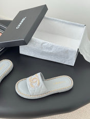 SLIPPER IN BEAU BLUE CALFSKIN MIX CHAIN BASE