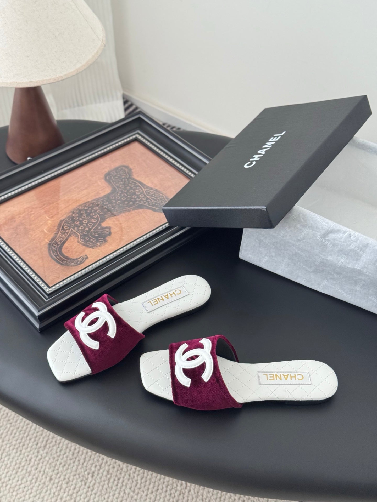 SLIPPER IN WHITE CALFSKIN MIX RED VELVET