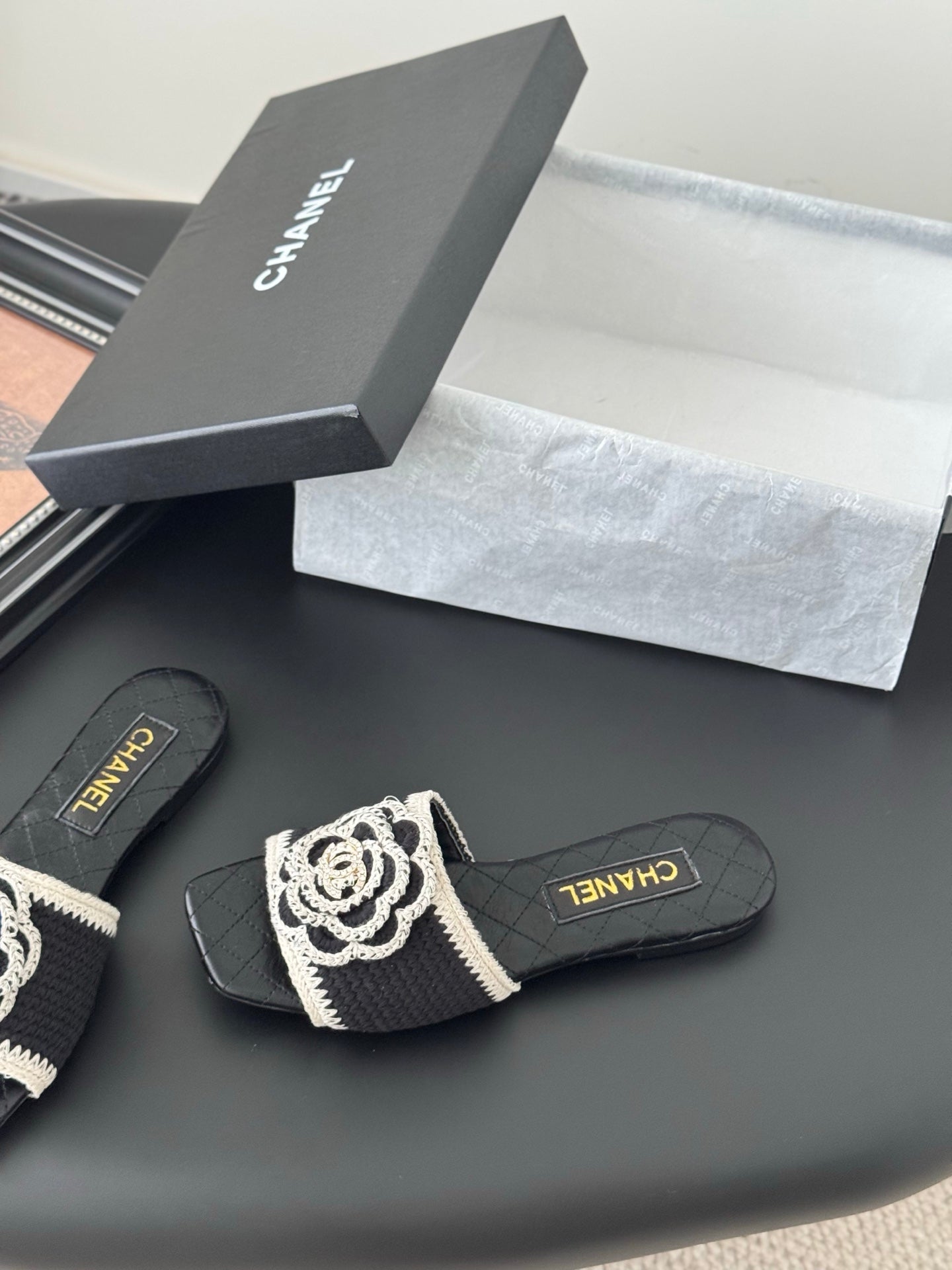 SLIPPER IN BLACK CALFSKIN MIX WOOL