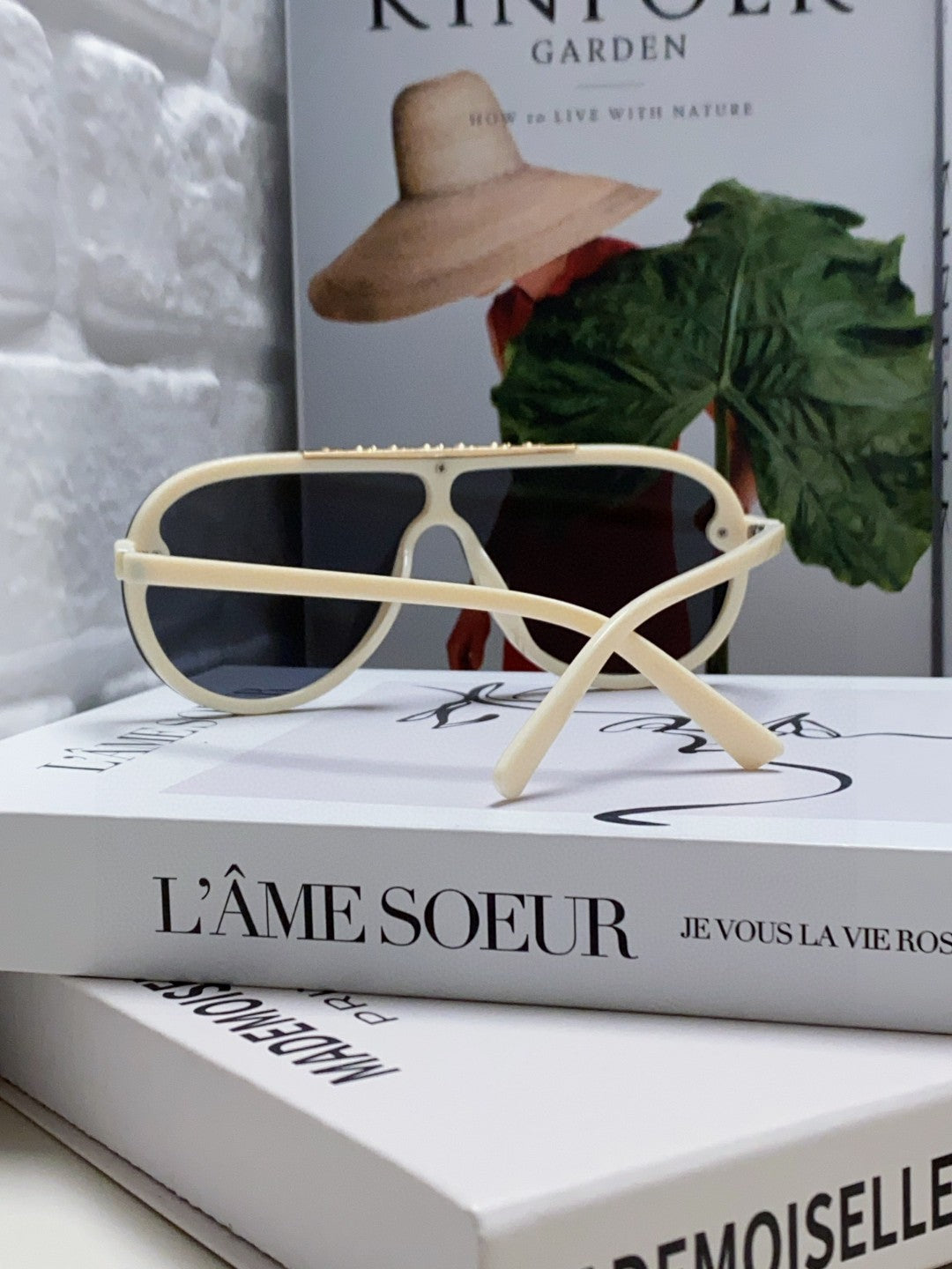 BLACKWOOD SUNGLASSES 567458 IN IVORY ACETATE GOLD METAL