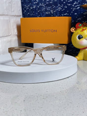 CAT EYE SUNGLASSES 570277 IN LIGHT BROWN CLEAR ACETATE EMBOSSED LOGO