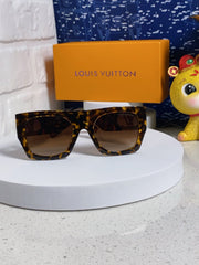 LINK SQUARE SUNGLASSES 570275 IN HAVANA ACETATE GOLD LOGO