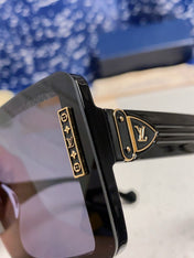 SQUARE SUNGLASSES 571657 IN BLACK ACETATE