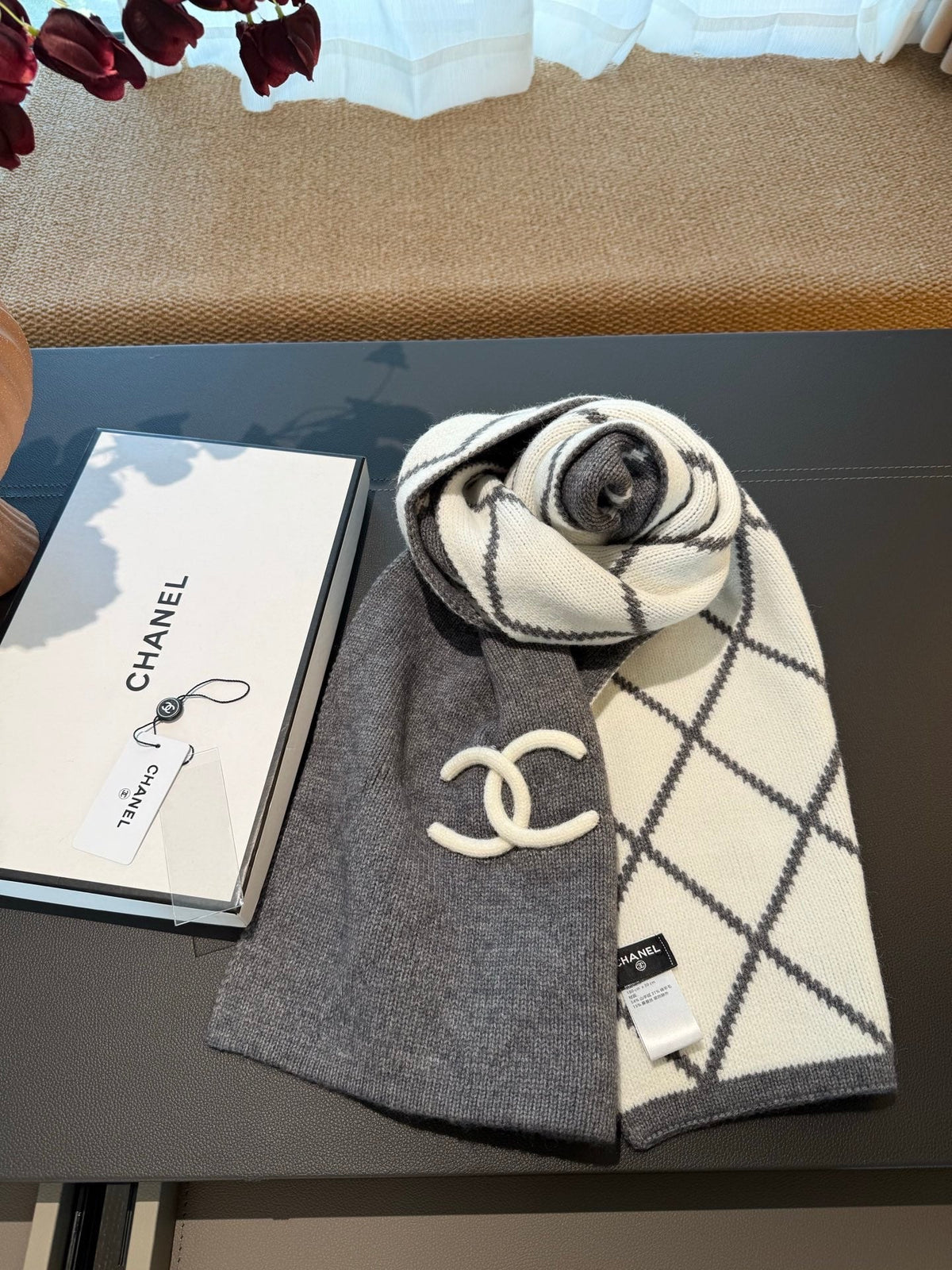 CHANEL 25S SCARF 180 CM IN WOOL CASHMERE 943029