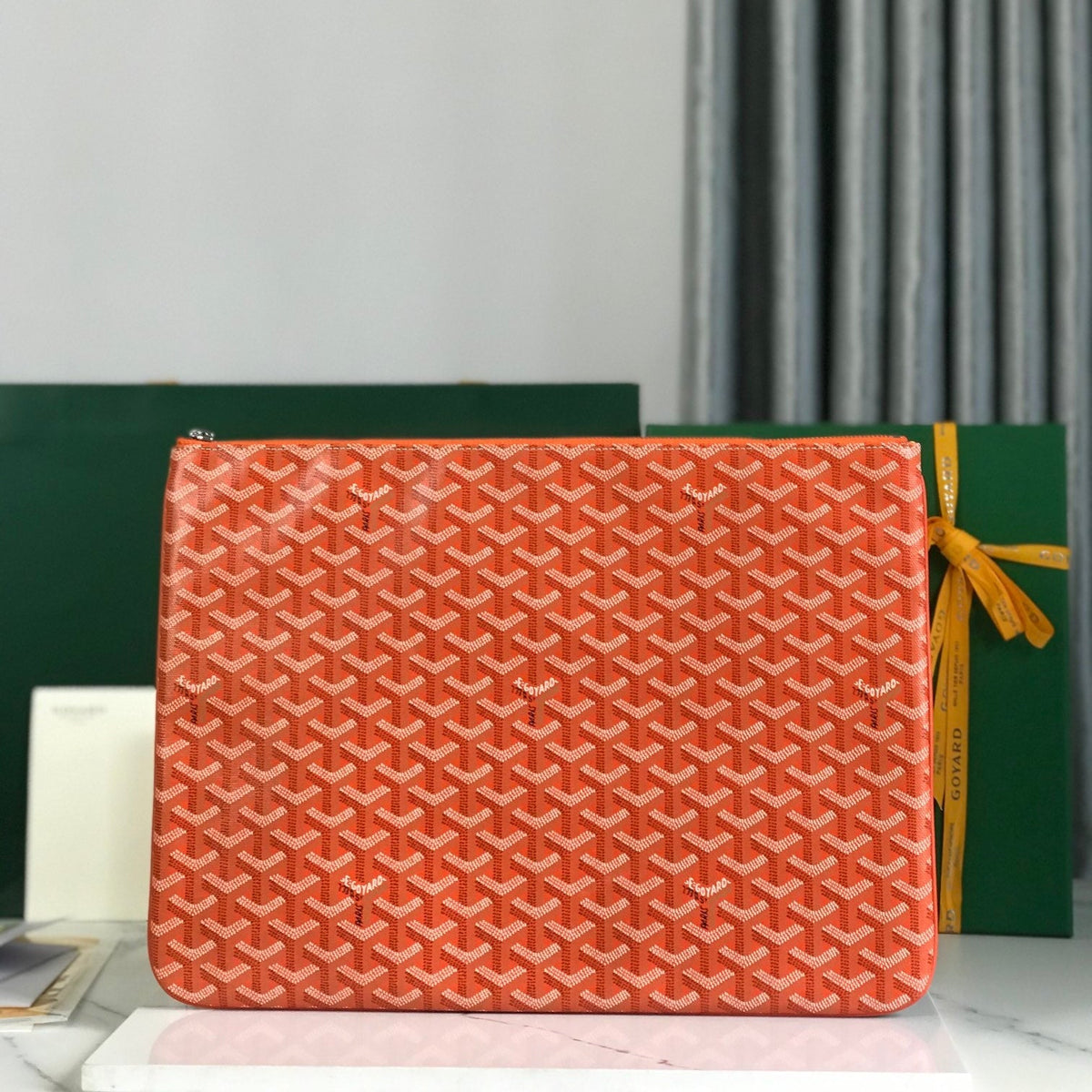 SÉNAT MGM POUCH 40 IN RED ORANGE GOYARDINE CANVAS