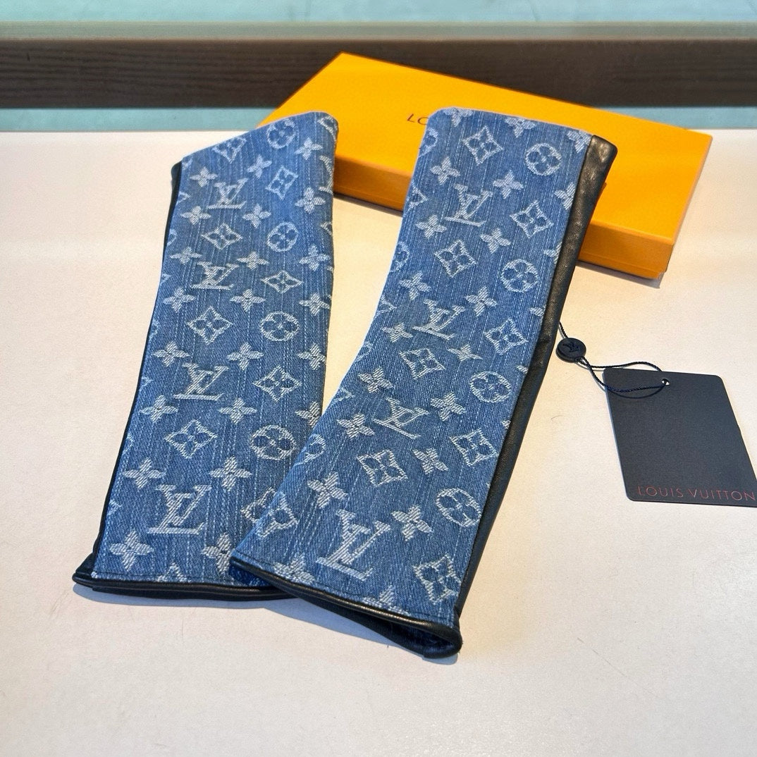 FINGERLESS LONG GLOVES IN AZURE BLUE MONOGRAM DENIM AND BLACK LAMBSKIN