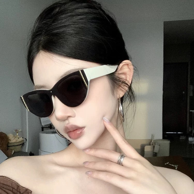 CAT-EYE FRAME SUNGLASSES G82036 IN ACETATE