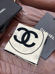 CHANEL 25S SCARF 135 IN SILK AND CASHMERE 932037