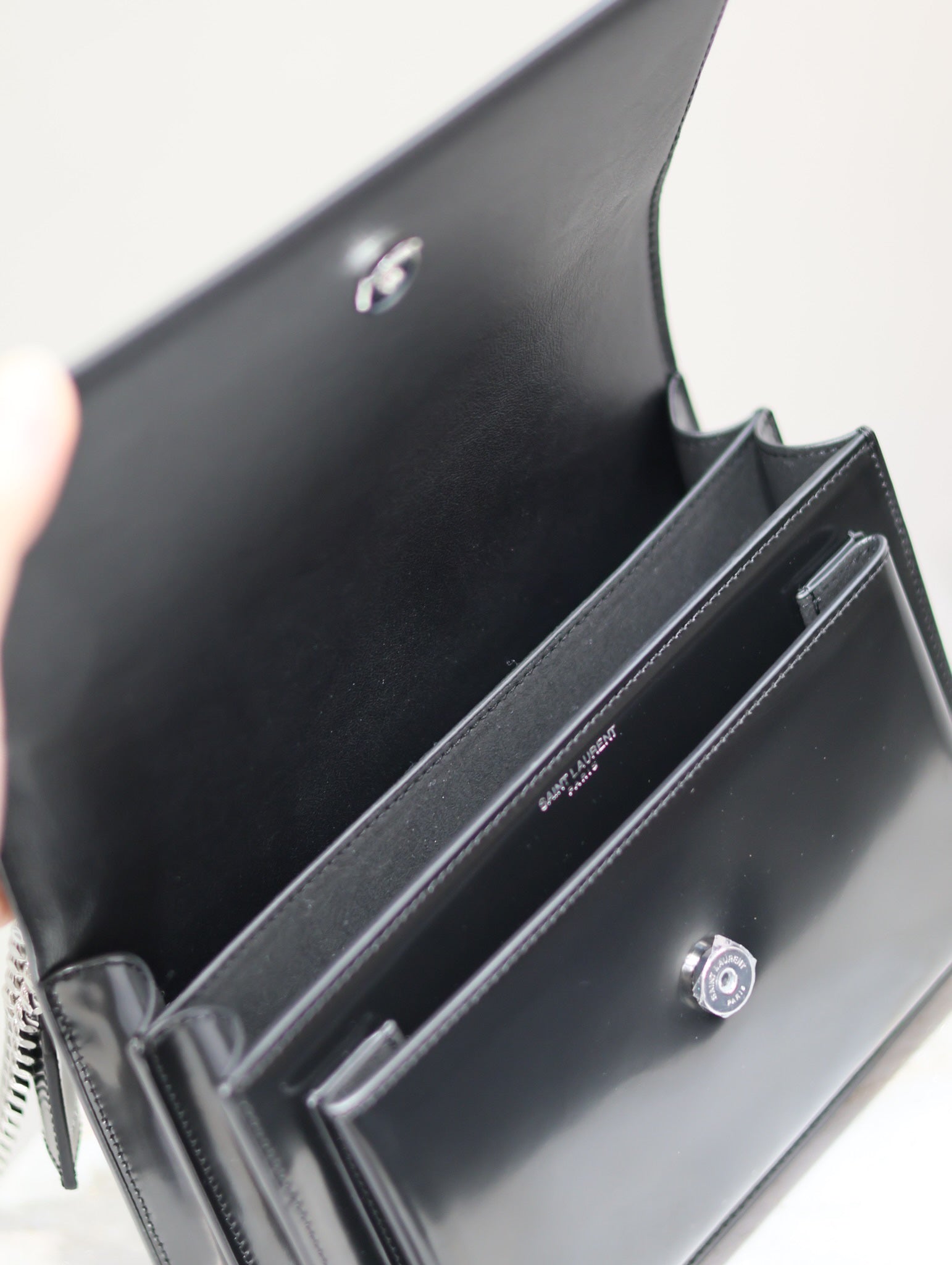 YSL 25S SUNSET MEDIUM 22 IN BLACK SHINY CALFSKIN SILVER HARDWARE