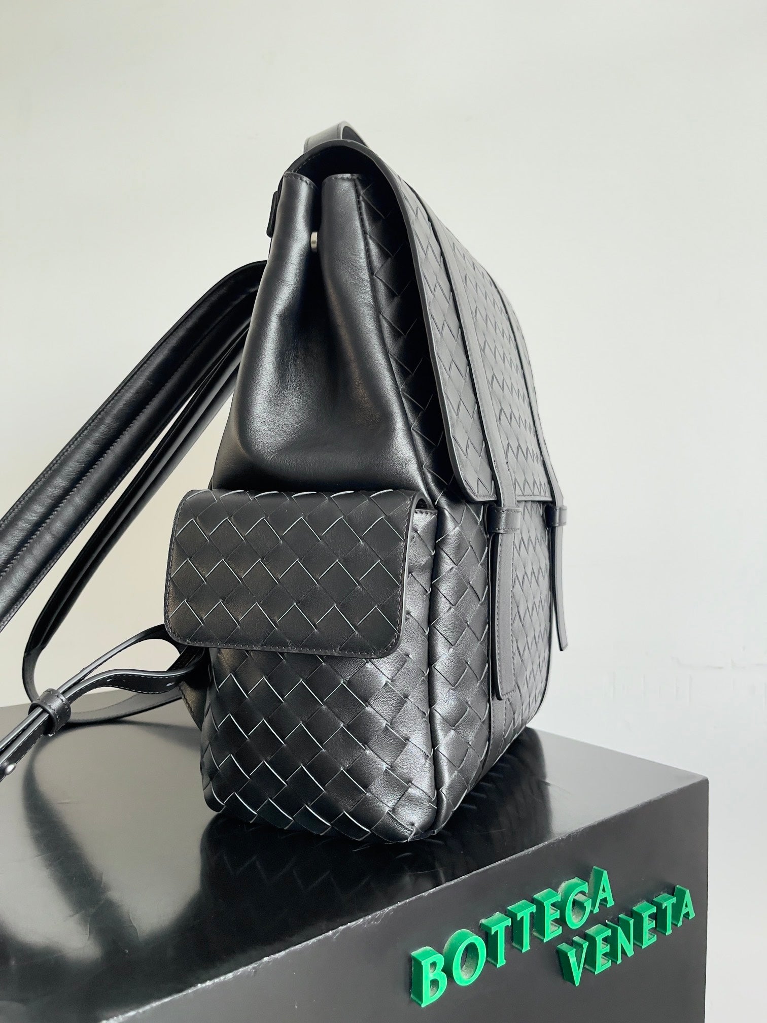 BACK TO SCHOOL BACKPACK 39 IN BLACK LAMBSKIN