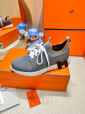 DEPART SLIP-ON SNEAKER IN MOUSE GRAY KNIT AND CALFSKIN