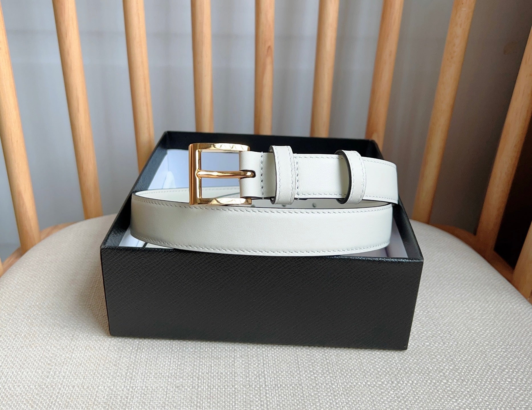 PRADA 25S BELT 25 MM IN WHITE CALFSKIN 585797