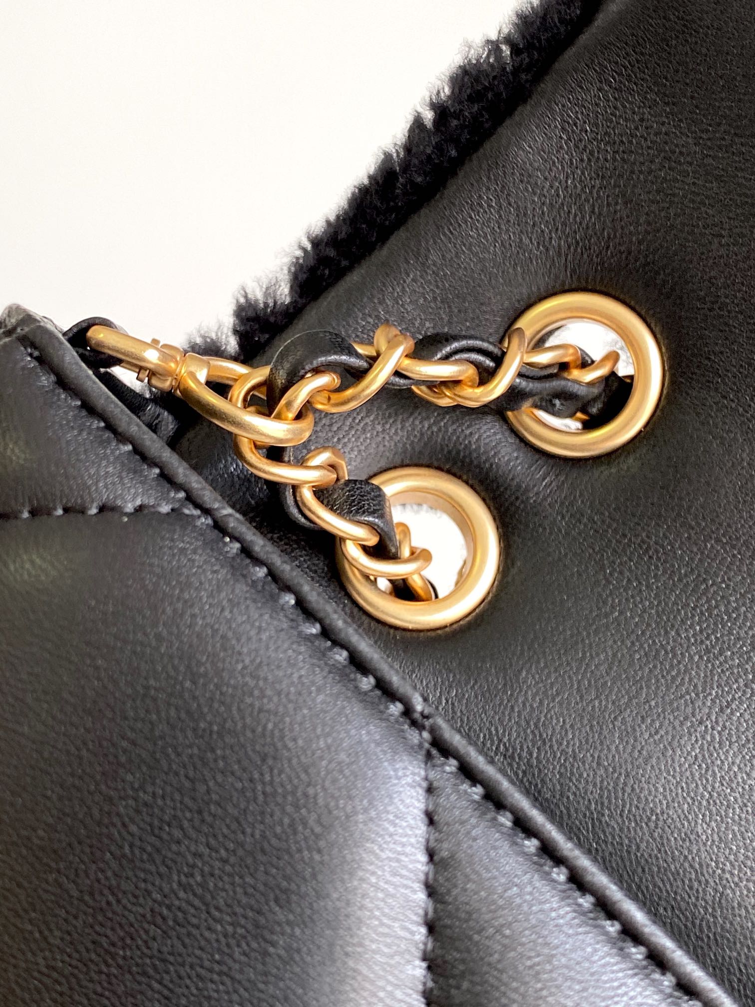 CHANEL 25S FLAP BAG 23.5 CM IN BLACK WOOL AND LAMBSKIN