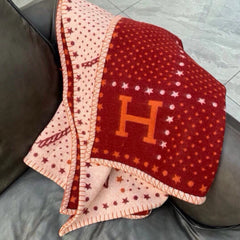 WESTERN AND COMPANY 140 CM IN CHERRY RED AND PASTEL RED WOOL AND CASHMERE 405115