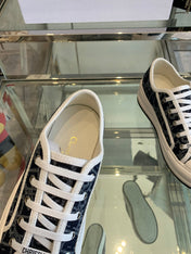 WALK'N PLATFORM SNEAKER IN IN NAVY BLUE EMBROIDERY ICONIC PATTERNS FABRIC