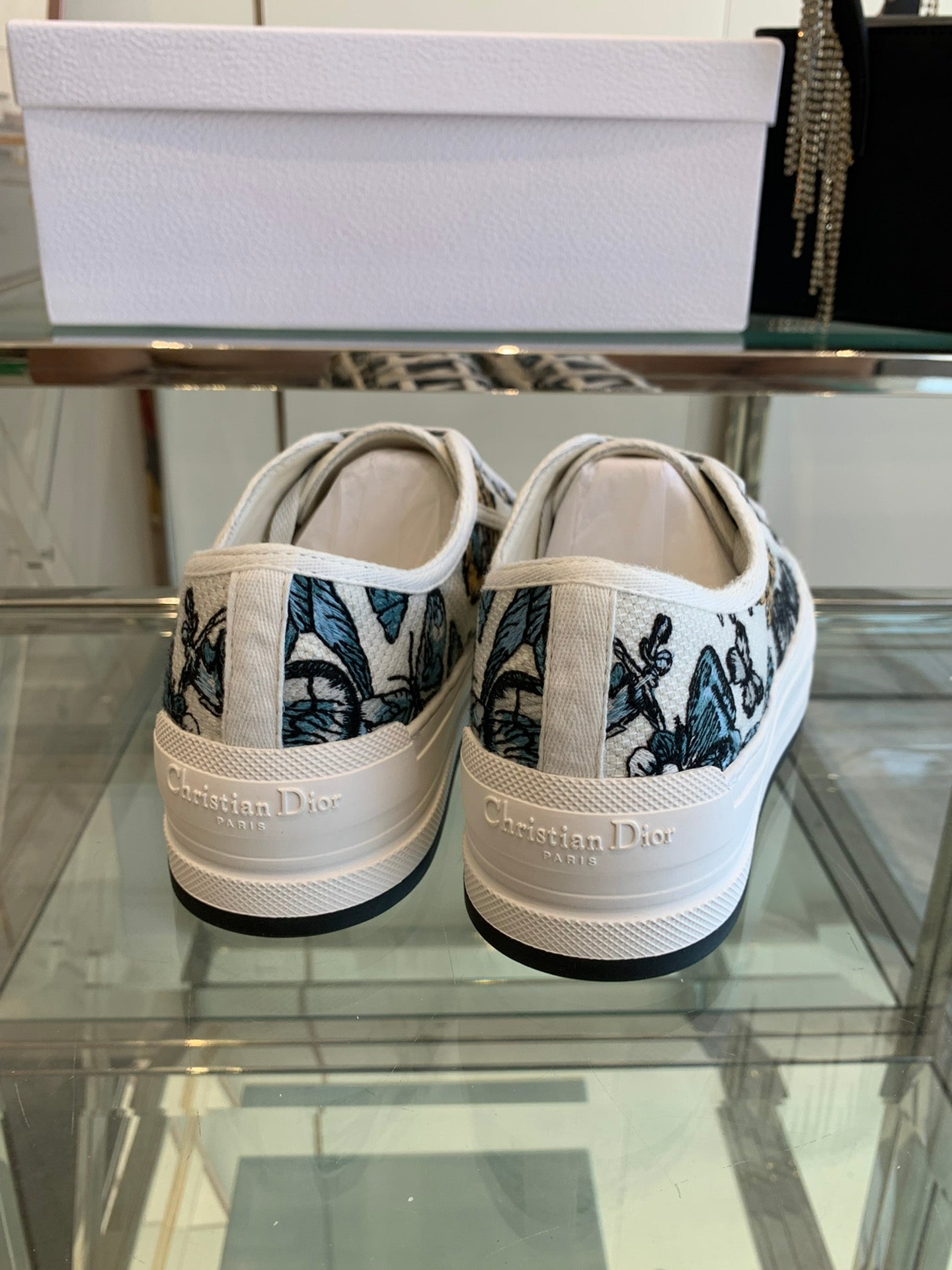 WALK'N PLATFORM SNEAKER IN COLORFUL EMBROIDERED FABRIC