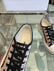 WALK'N PLATFORM SNEAKER BEIGE AND BLACK CANNAGE TWEED