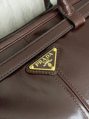 PRADA 25S BONNIE EXTRA-LARGE 42 IN DARK BROWN GLOSSY CALFSKIN GOLD HARDWARE
