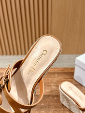 ATTITUDE WEDGE SLIDE 90MM IN BROWN ADJUSTABLE STRAPS CALFSKIN CANVAS SOLE