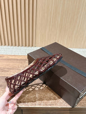 ALAIA MESH BALLET FLATS 25S IN DARK RED LAMBSKIN