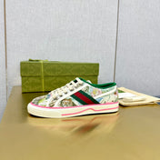 GG TENNIS 1977 TRAINER CANVAS WITH TIGER MOTIF