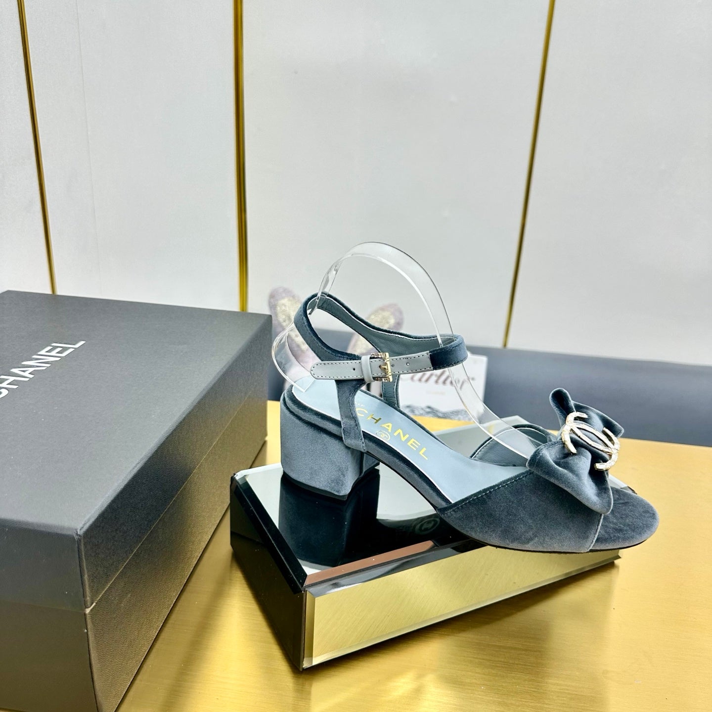 BOWKNOT RHINESTONES MID HEEL SANDAL IN STONE BLUE VELVET