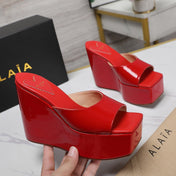 ALAIA PLATFORM WEDGE IN CHERRY RED LAMBSKIN WITH HEART EMBROIDERED