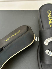 SLIPPERS THICK SOLE IN BLACK SATIN