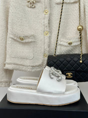 SLIPPERS THICK SOLE IN WHITE SATIN