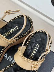 THICK-SOLED CHAIN HEART SANDAL IN BISQUE BEIGE LAMBSKIN