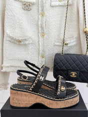 THICK-SOLED CHAIN HEART SANDAL IN BLACK LAMBSKIN