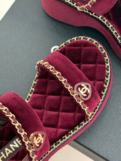 THICK-SOLED CHAIN HEART SANDAL IN PLUM PURPLE VELVET