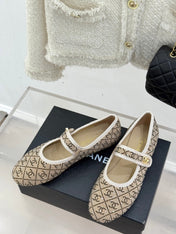 CC FLAT MARY JANE 25SS IN BEIGE EMBELLISHED WITH RHINESTONES