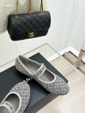 CC FLAT MARY JANE 25SS IN GREY EMBELLISHED WITH RHINESTONES