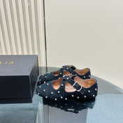 CRISS CROSS BALLET FLATS IN BLACK SUEDE WITH STUDS