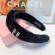 HEAD BAND IN BLACK RABBIT FUR