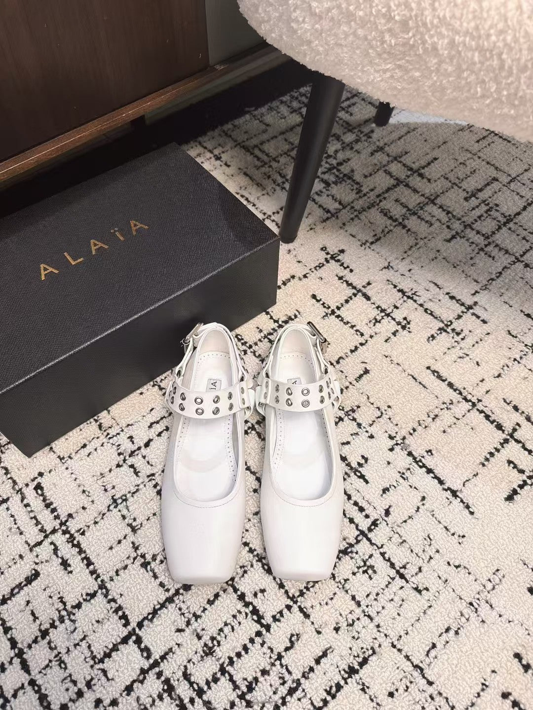 BIKER BALLET FLATS IN WHITE CALFSKIN